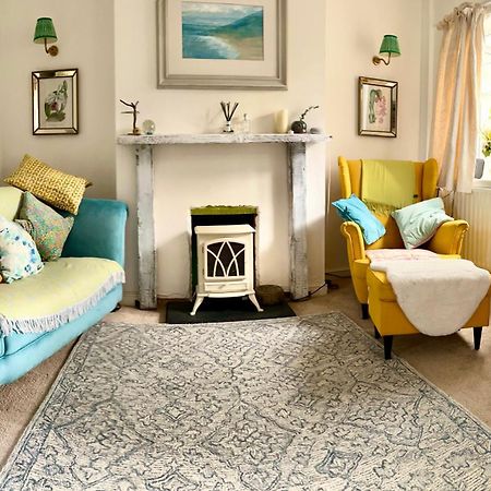 Holly Cottage Cosy Home In Sherwood Forest Edwinstowe Eksteriør billede